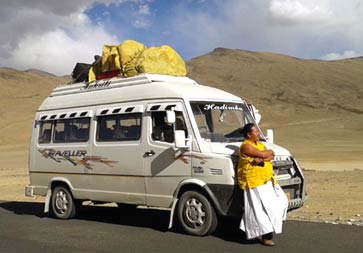 Tempo From Manali to Leh